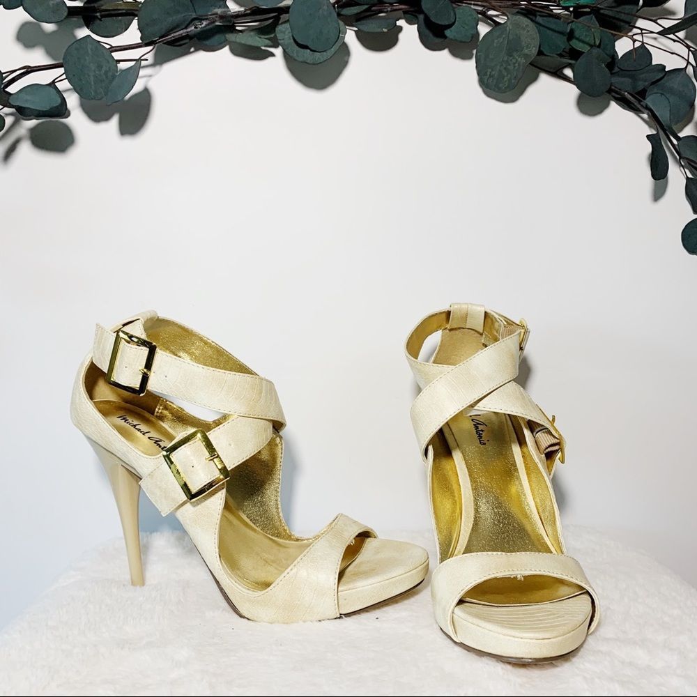 🍀 Mix & Match 4/$60 🍀 Michael Antonio “Tinsley” Cream heels - Picture 6 of 12